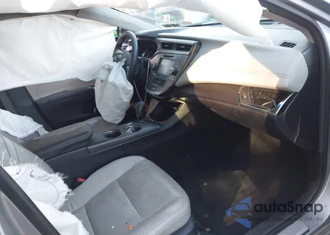 2016 Toyota Avalon Limited z USA, uszkodzony, nr VIN 4T1BK1EB7GU237733